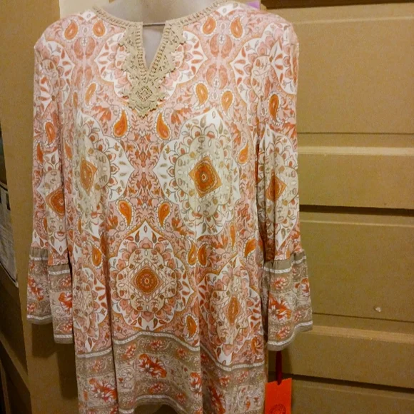 Ruby Rd. Top - Picture 2 of 6